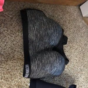 VS sport bra